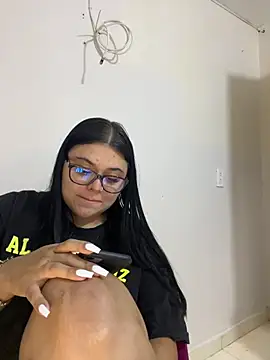 alissonfernandez  online show from April 2026 08:06:01 PM