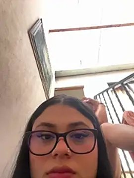 alissonfernandez  online show from May 2026 06:41:02 PM