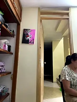 alissonfernandez  online show from November 2025 04:11:02 AM