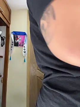 alissonfernandez  online show from March 2026 12:11:02 PM