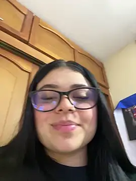 Snapshot of alissonfernandez_ chatting on December 2025 05:49:02 PM alissonfernandez online show from December 2025 05:49:02 PM