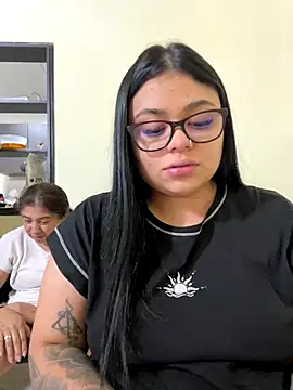 alissonfernandez  online show from September 2025 11:20:02 AM