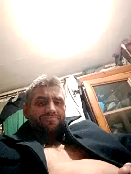 Snapshot of Gotowy40 chatting on December 2024 11:08:01 PM Gotowy40 online show from December 2024 11:08:01 PM