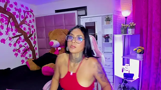 Snapshot of Lovely_celeste chatting on May 2026 02:14:01 PM Lovely celeste online show from May 2026 02:14:01 PM