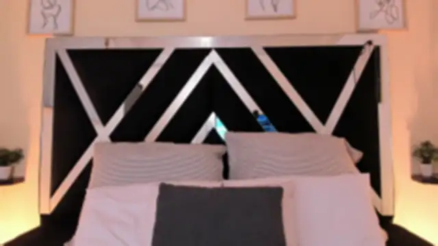 Snapshot of marian_pinzon chatting on September 2025 02:39:02 AM marian pinzon online show from September 2025 02:39:02 AM