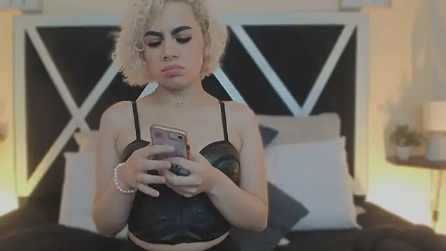 marian pinzon online show from December 2025 02:33:01 AM