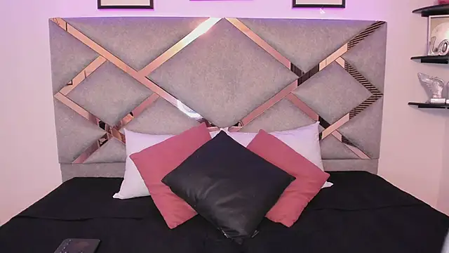 Snapshot of marian_pinzon chatting on February 2025 03:06:02 AM marian pinzon online show from February 2025 03:06:02 AM