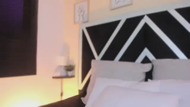 marian pinzon online show from November 2025 01:32:02 AM