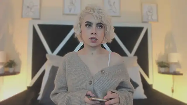 marian pinzon online show from December 2025 02:32:01 AM