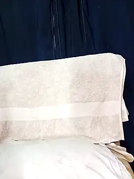 Aashixxx12 online show from February 2026 10:51:01 PM