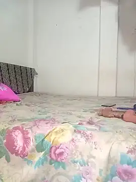 Aashixxx12 online show from September 2025 12:43:01 AM