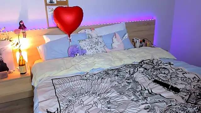 Snapshot of Shadow_Strik chatting on February 2025 02:44:01 PM Shadow Strik online show from February 2025 02:44:01 PM