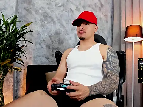 boyc022  online show from February 2026 03:25:02 PM