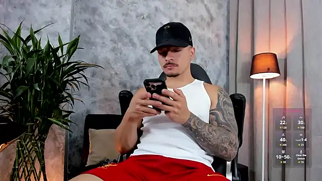 boyc022  online show from March 2026 02:07:01 PM