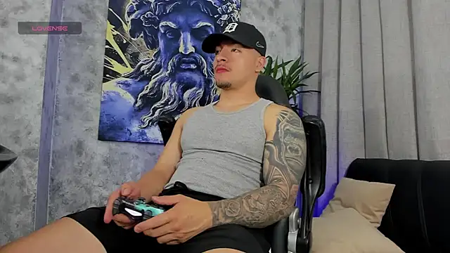 boyc022  online show from February 2026 11:47:01 PM