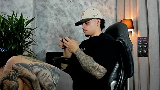 Snapshot of boyc022_ chatting on November 2025 01:11:01 PM boyc022 online show from November 2025 01:11:01 PM