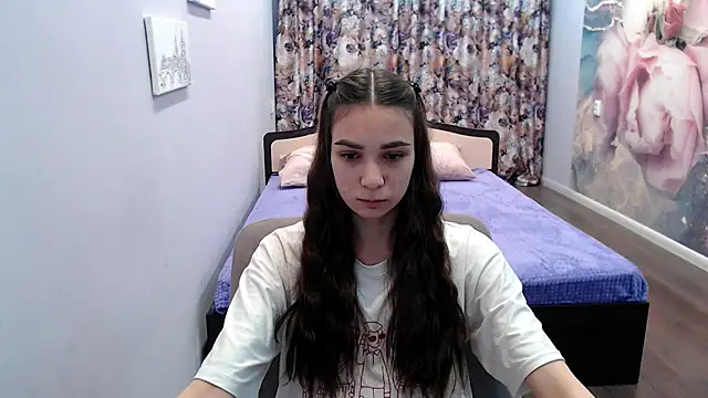 Snapshot of AmyJonas chatting on February 2025 04:28:02 AM AmyJonas online show from February 2025 04:28:02 AM
