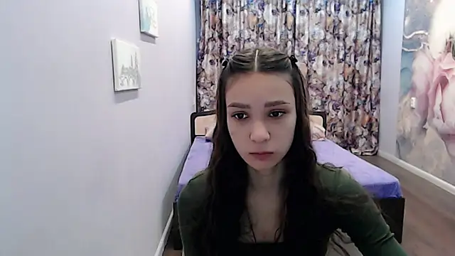 Snapshot of AmyJonas chatting on February 2025 04:35:02 AM AmyJonas online show from February 2025 04:35:02 AM