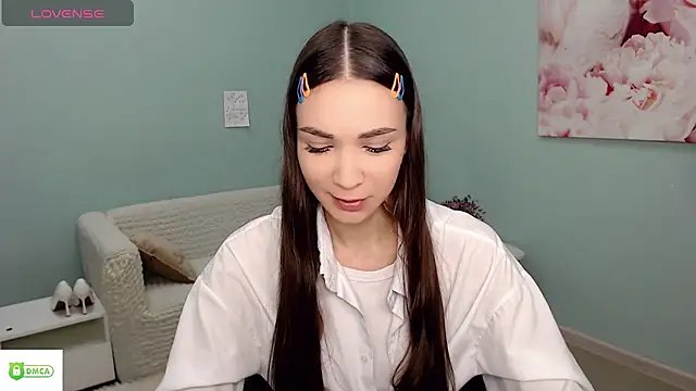 AmyJonas online show from May 2026 04:49:01 AM