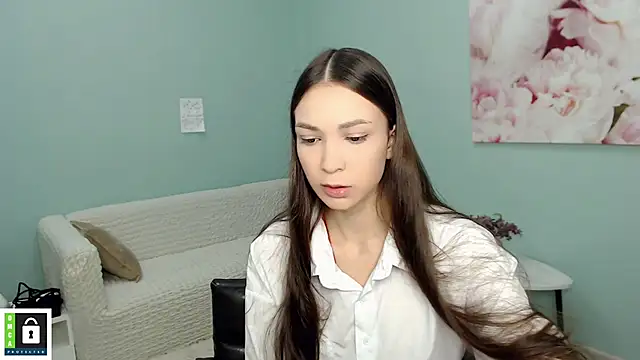 Snapshot of AmyJonas chatting on October 2025 05:28:01 AM AmyJonas online show from October 2025 05:28:01 AM