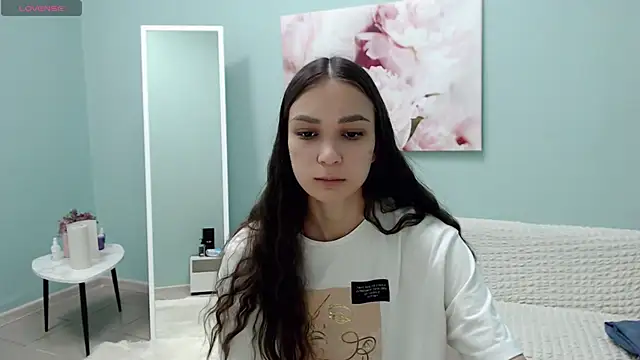 Snapshot of AmyJonas chatting on March 2025 06:58:01 AM AmyJonas online show from March 2025 06:58:01 AM