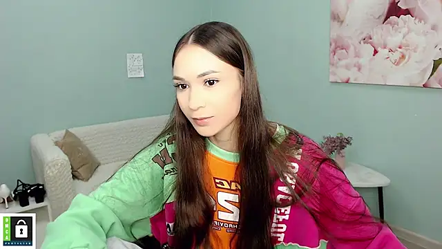 Snapshot of AmyJonas chatting on November 2025 04:49:02 AM AmyJonas online show from November 2025 04:49:02 AM