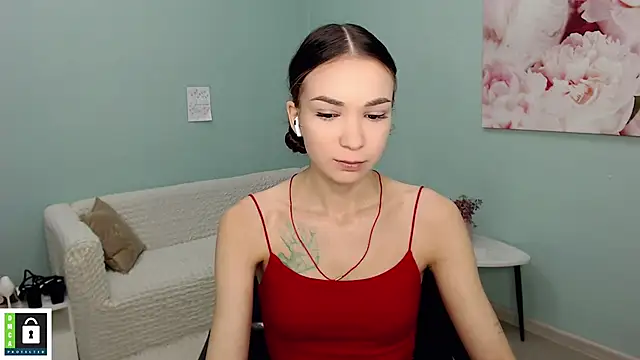 Snapshot of AmyJonas chatting on November 2025 04:57:01 AM AmyJonas online show from November 2025 04:57:01 AM