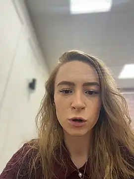 Snapshot of _AngelMoon_ chatting on November 2025 04:01:02 AM AngelMoon online show from November 2025 04:01:02 AM