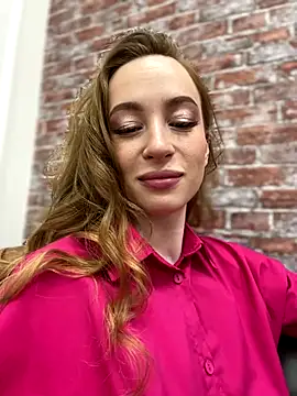 Snapshot of _AngelMoon_ chatting on October 2025 03:40:02 AM AngelMoon online show from October 2025 03:40:02 AM