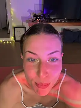  ExoticGirl online show from March 2025 05:33:01 PM