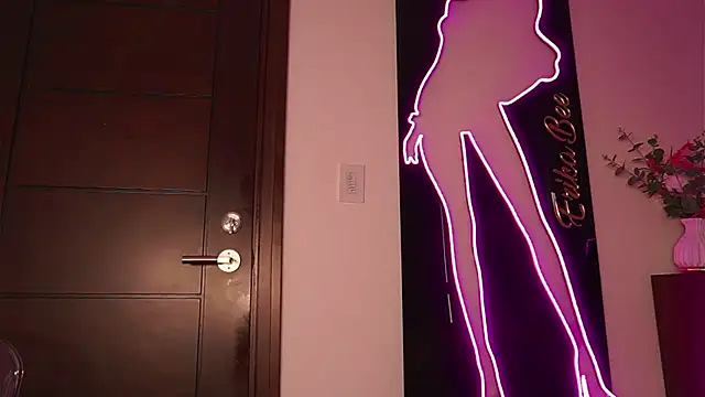 LunaMystyque online show from November 2025 08:12:01 PM