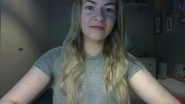 Snapshot of ROSIEx_sweet chatting on June 2026 06:58:01 AM ROSIEx sweet online show from June 2026 06:58:01 AM