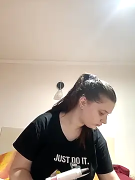 Snapshot of kila_lo chatting on March 2025 04:12:02 PM kila lo online show from March 2025 04:12:02 PM