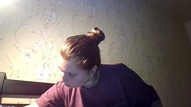 kila lo online show from February 2026 12:27:01 PM