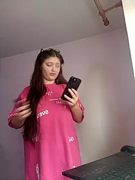 Snapshot of kila_lo chatting on November 2025 10:40:01 AM kila lo online show from November 2025 10:40:01 AM