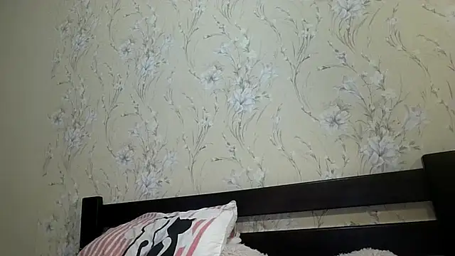 kila lo online show from February 2026 08:30:01 PM