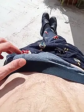 MrTamburine22 online show from March 2026 12:43:01 PM