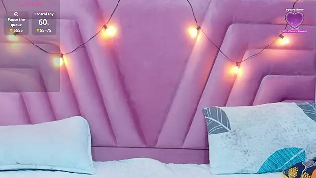 Snapshot of hornybarelylegalgirl chatting on February 2026 12:26:01 PM hornybarelylegalgirl online show from February 2026 12:26:01 PM