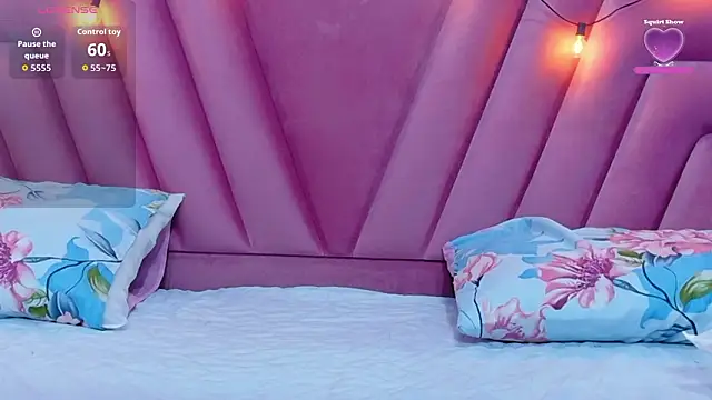 Snapshot of hornybarelylegalgirl chatting on February 2026 12:16:02 PM hornybarelylegalgirl online show from February 2026 12:16:02 PM