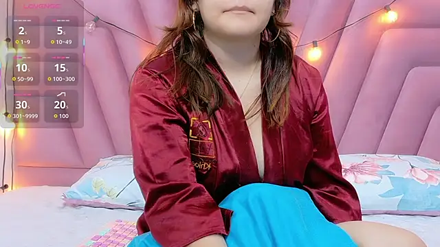 Snapshot of hornybarelylegalgirl chatting on October 2025 12:48:01 PM hornybarelylegalgirl online show from October 2025 12:48:01 PM