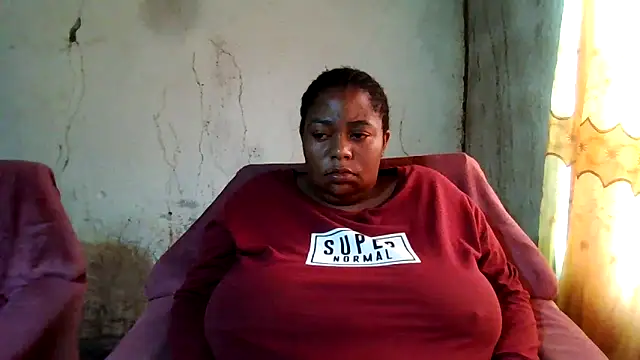 Snapshot of bustyboobs6 chatting on September 2025 06:19:01 AM bustyboobs6 online show from September 2025 06:19:01 AM
