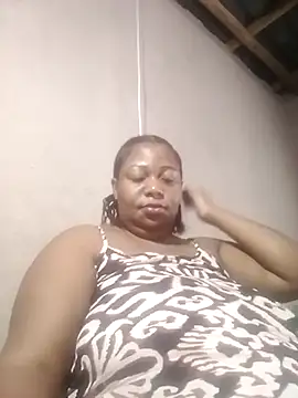 Snapshot of bustyboobs6 chatting on October 2025 04:44:02 AM bustyboobs6 online show from October 2025 04:44:02 AM