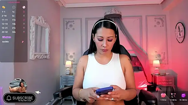 Sue Wolls online show from October 2025 04:09:01 PM