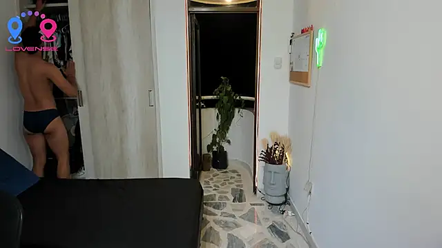 Travis bakers online show from September 2025 11:31:02 PM