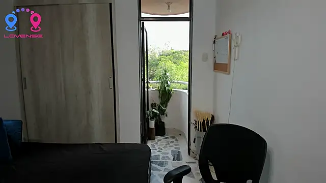 Travis bakers online show from September 2025 10:04:01 PM