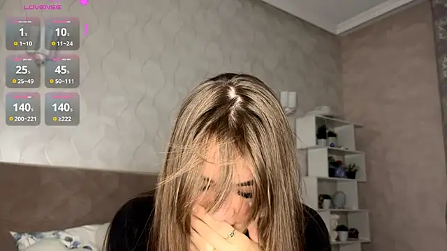 Snapshot of BlissDodd chatting on September 2025 06:14:02 PM BlissDodd online show from September 2025 06:14:02 PM