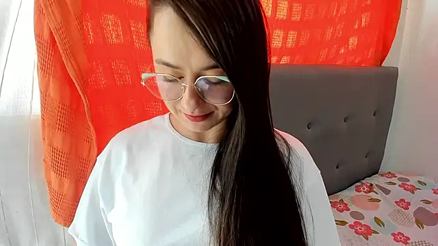 Snapshot of angela_nix chatting on October 2025 03:02:01 PM angela nix online show from October 2025 03:02:01 PM