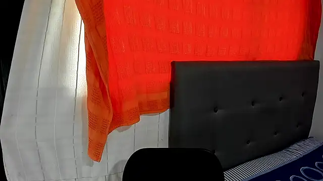 Snapshot of angela_nix chatting on September 2025 02:45:01 PM angela nix online show from September 2025 02:45:01 PM