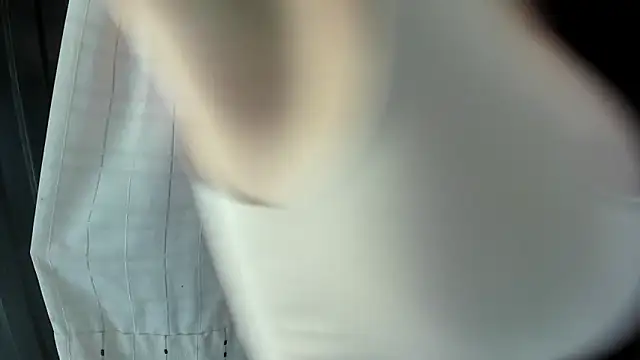 Snapshot of angela_nix chatting on September 2025 03:56:02 PM angela nix online show from September 2025 03:56:02 PM