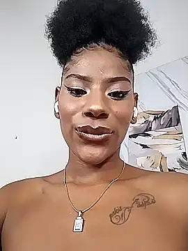 Sara Lewwis online show from September 2025 11:37:01 AM